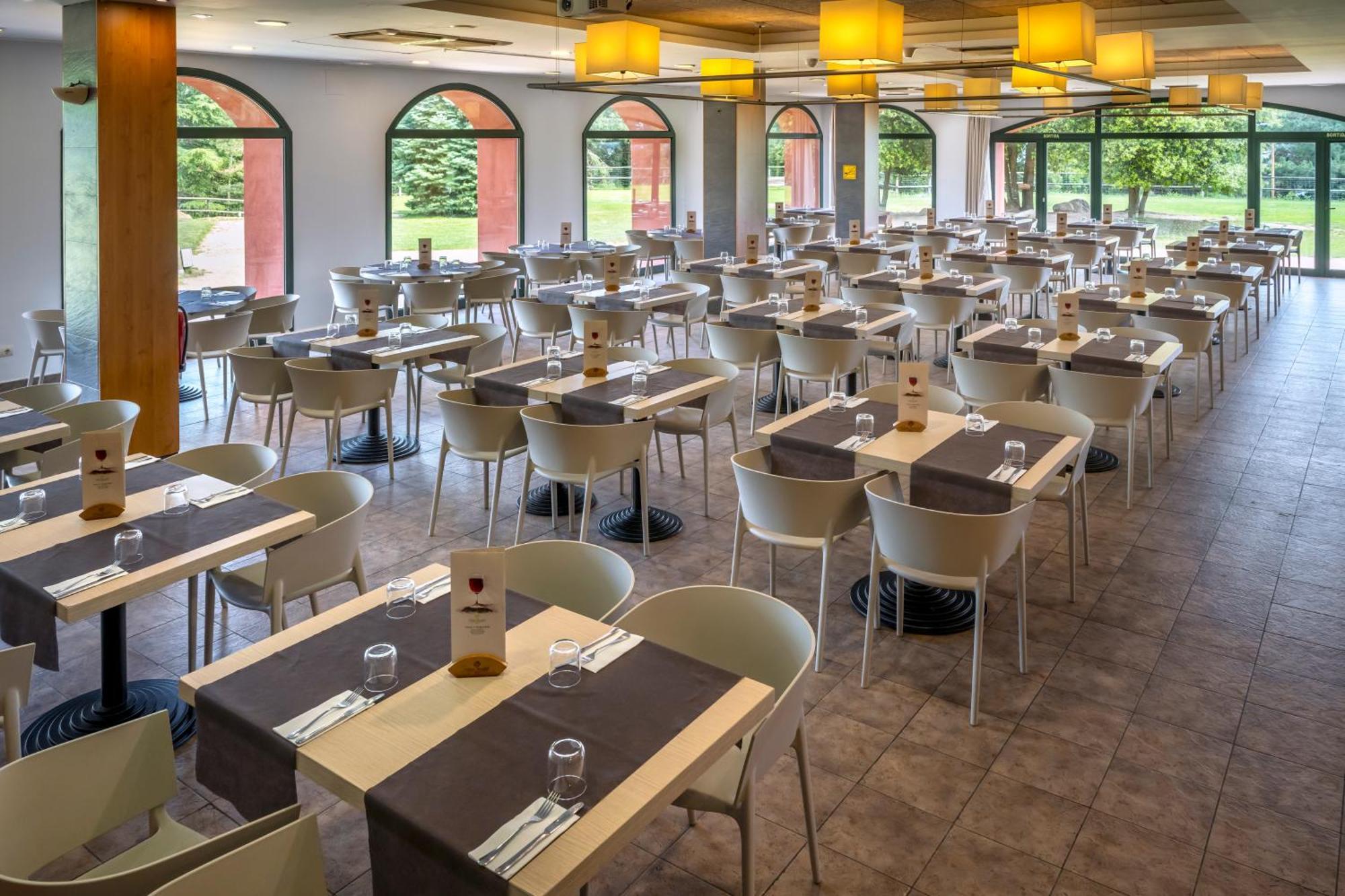 Vilar Rural De Sant Hilari Sacalm By Serhs Hotels Ngoại thất bức ảnh