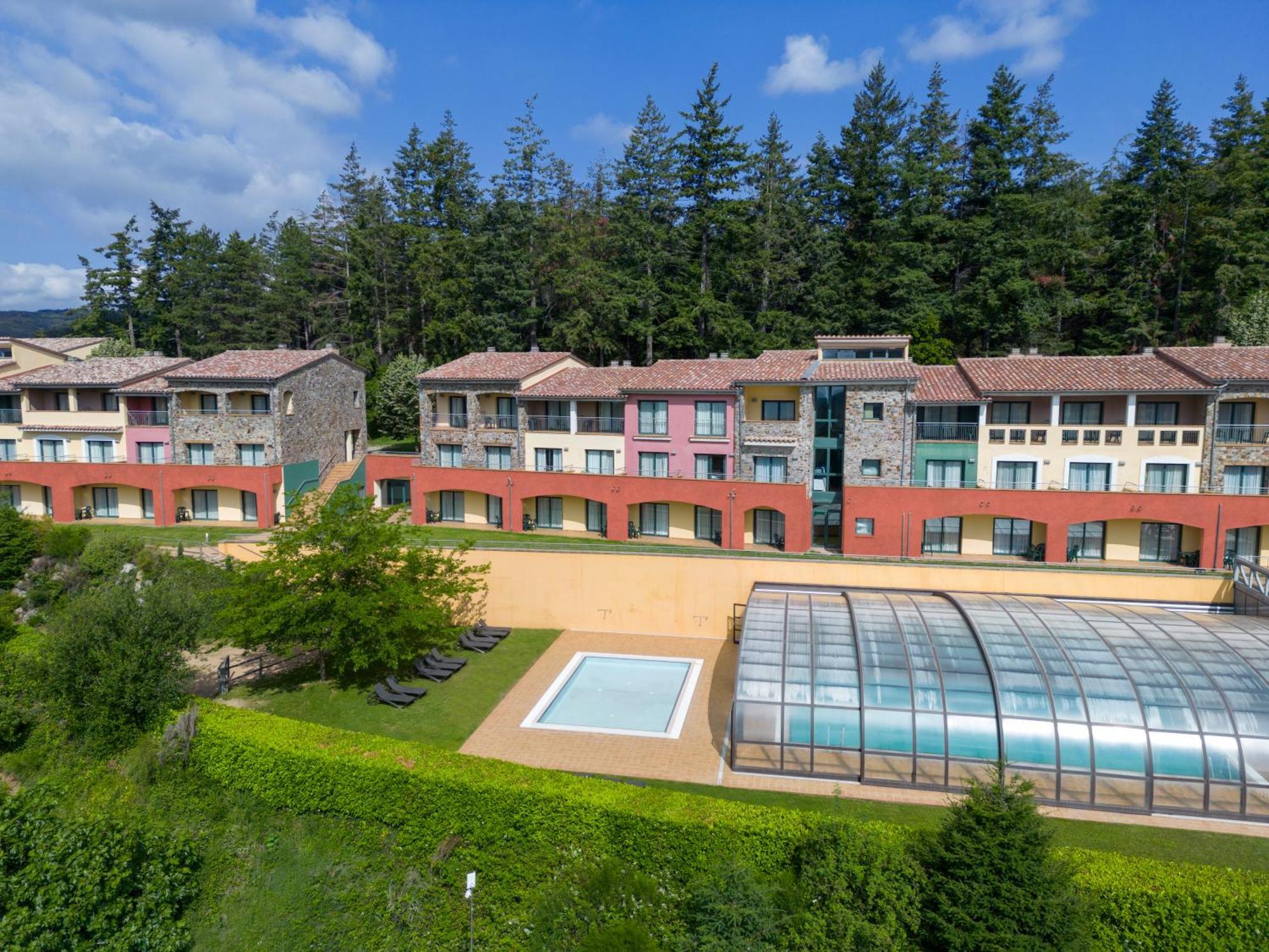 Vilar Rural De Sant Hilari Sacalm By Serhs Hotels Ngoại thất bức ảnh