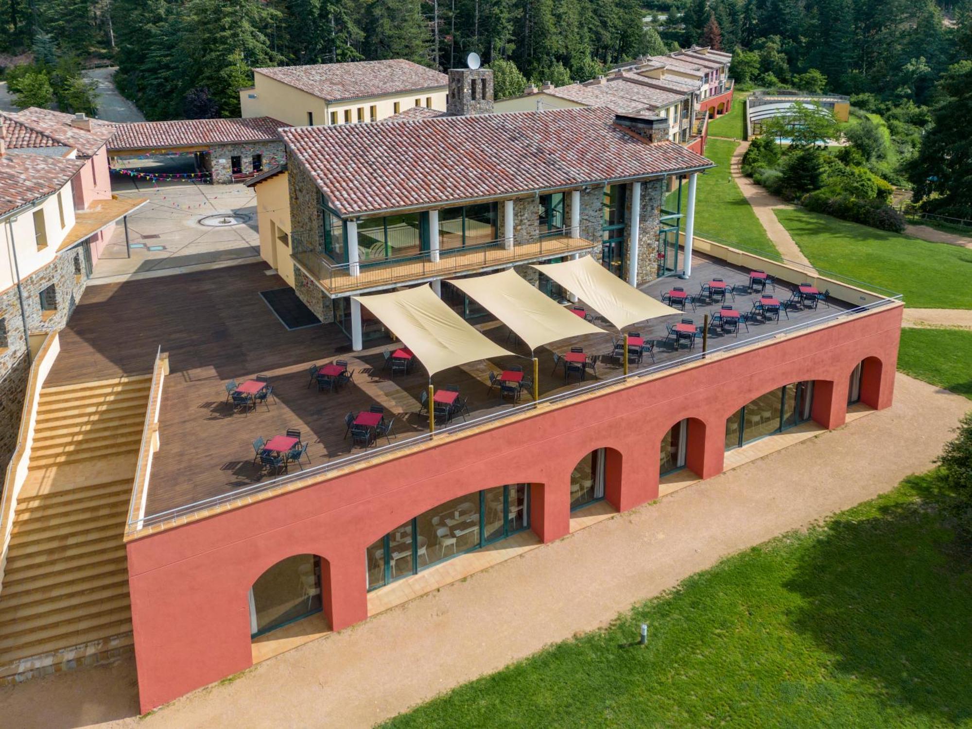 Vilar Rural De Sant Hilari Sacalm By Serhs Hotels Ngoại thất bức ảnh